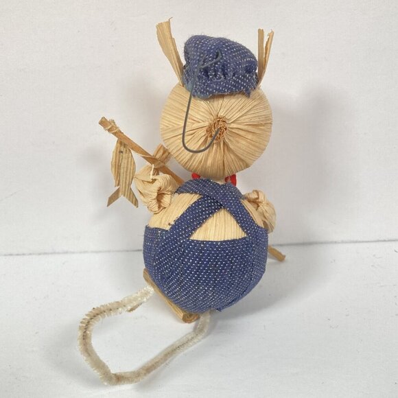 Vintage Corn Husk Mouse w Fishing Pole and Fish, 3.75 inches, Christmas Ornament - Picture 3 of 4